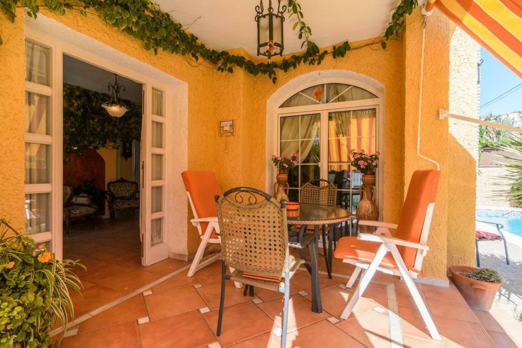 Habitaciones En Casa Centrica Con Piscina Альмуньекар Экстерьер фото