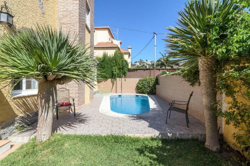 Habitaciones En Casa Centrica Con Piscina Альмуньекар Экстерьер фото