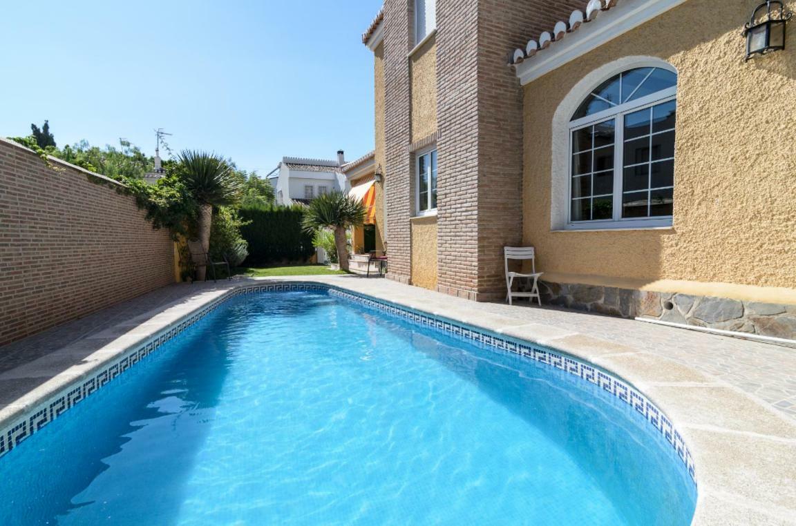 Habitaciones En Casa Centrica Con Piscina Альмуньекар Экстерьер фото