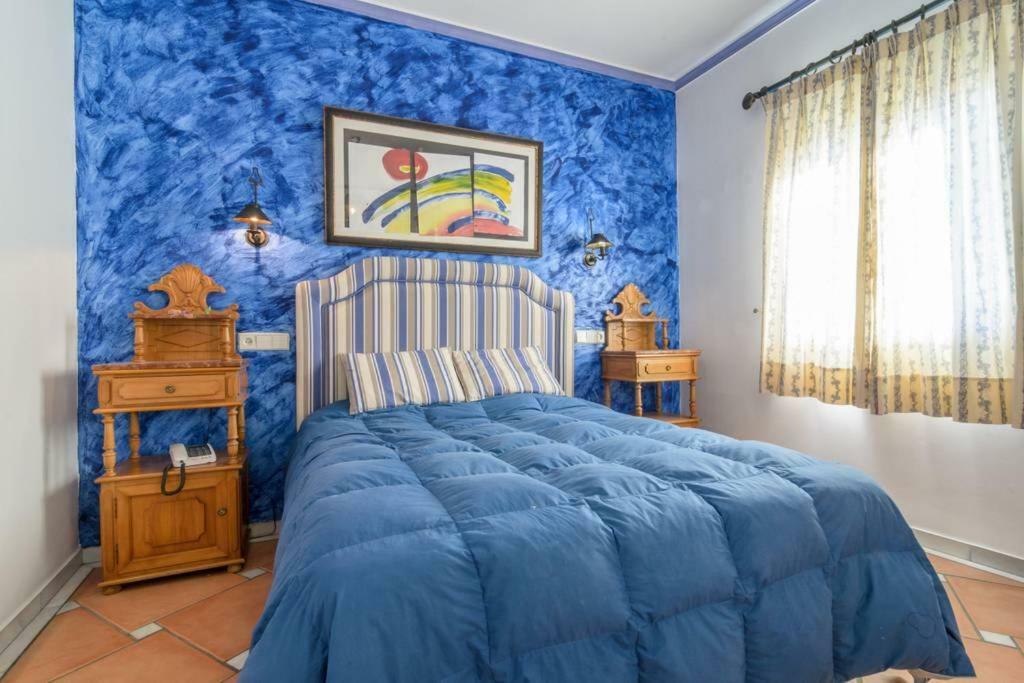 Habitaciones En Casa Centrica Con Piscina Альмуньекар Экстерьер фото