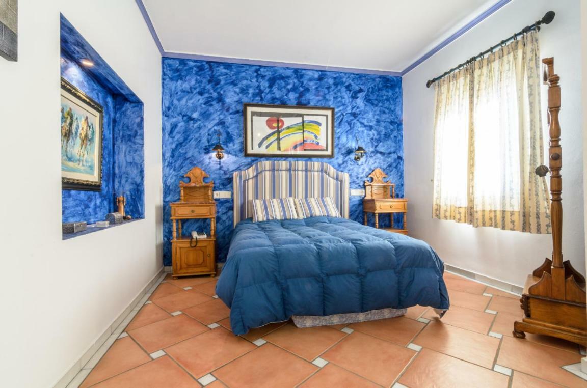 Habitaciones En Casa Centrica Con Piscina Альмуньекар Экстерьер фото